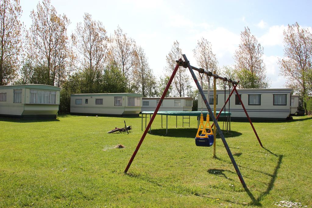 Middenin Grijpskerke Exterior foto